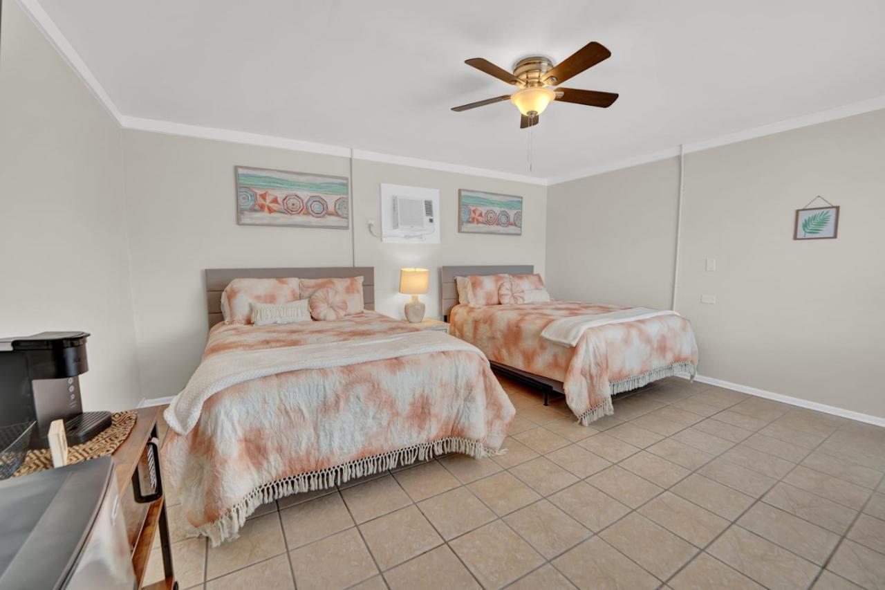 Sea Foam Suites Lower Grand Lagoon Экстерьер фото
