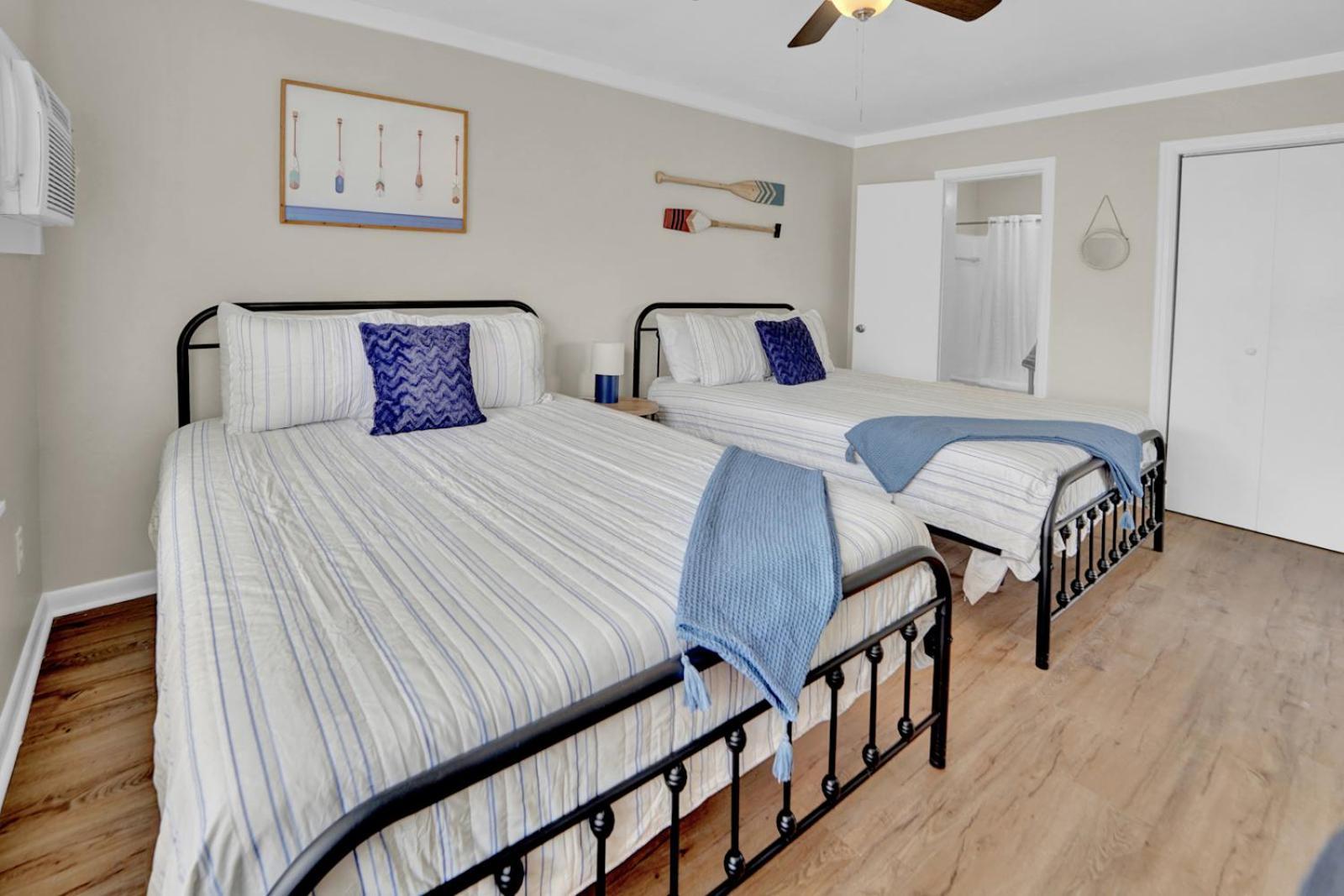 Sea Foam Suites Lower Grand Lagoon Экстерьер фото